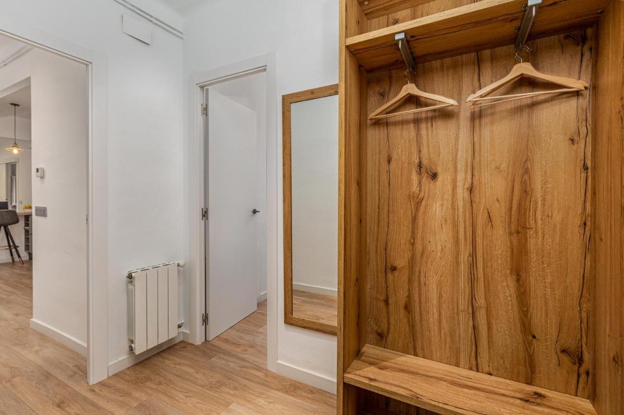 Simply Stunning - Hidden Gem, Heart Of Poble Sec Apartment บาร์เซโลนา ภายนอก รูปภาพ