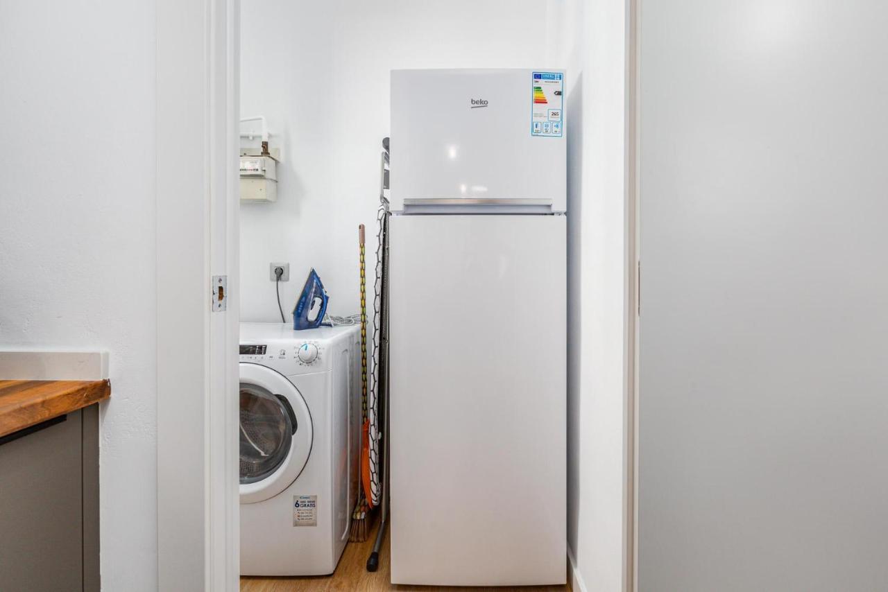 Simply Stunning - Hidden Gem, Heart Of Poble Sec Apartment บาร์เซโลนา ภายนอก รูปภาพ