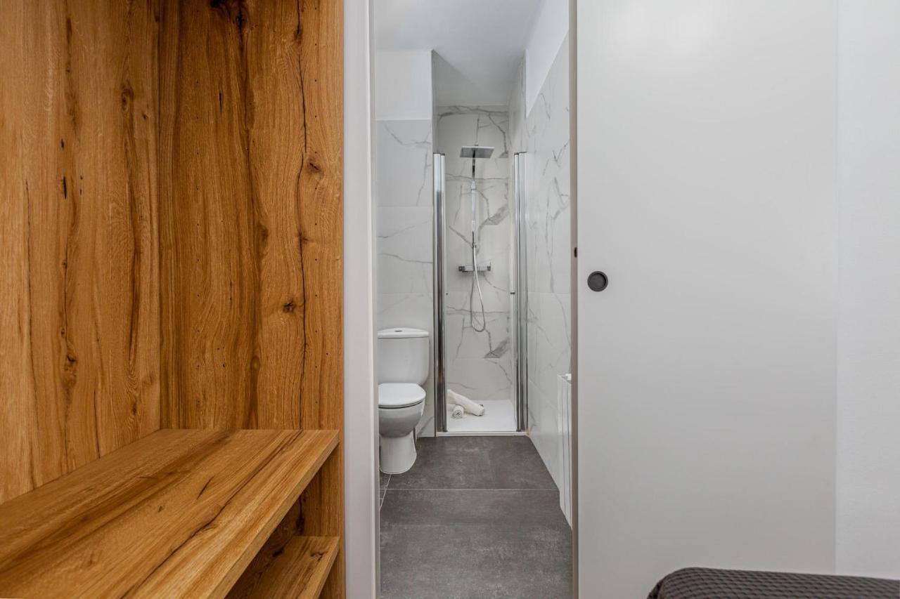 Simply Stunning - Hidden Gem, Heart Of Poble Sec Apartment บาร์เซโลนา ภายนอก รูปภาพ